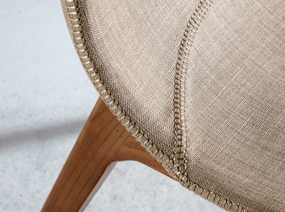 Sedia in tessuto beige