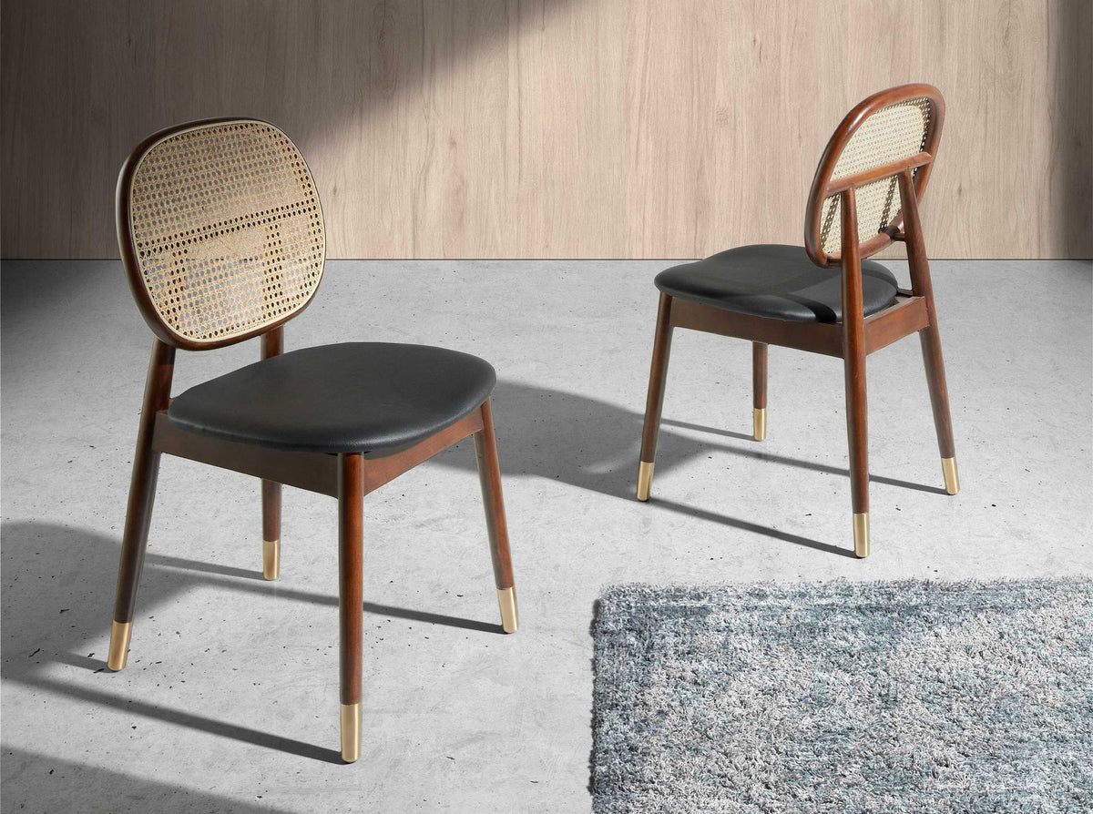Sedia in rattan ed ecopelle nera