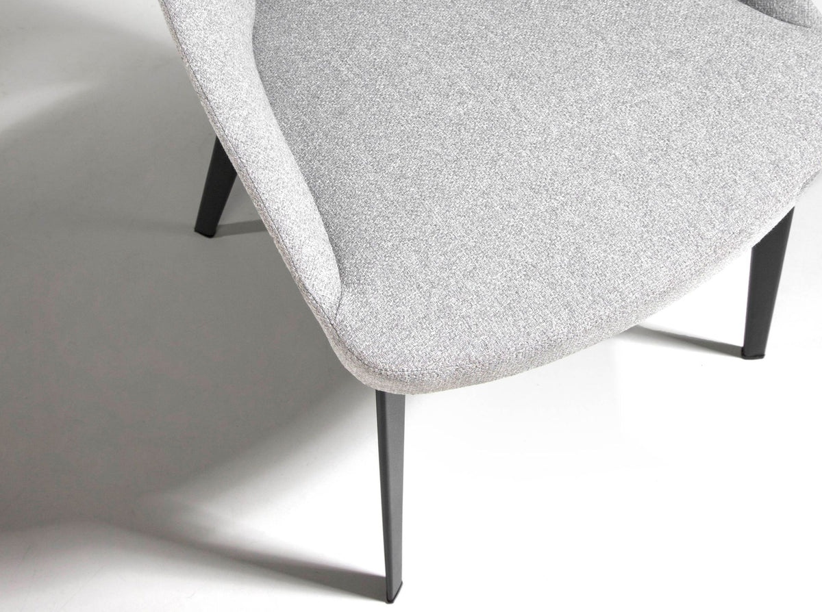 Sedia in tessuto grigio