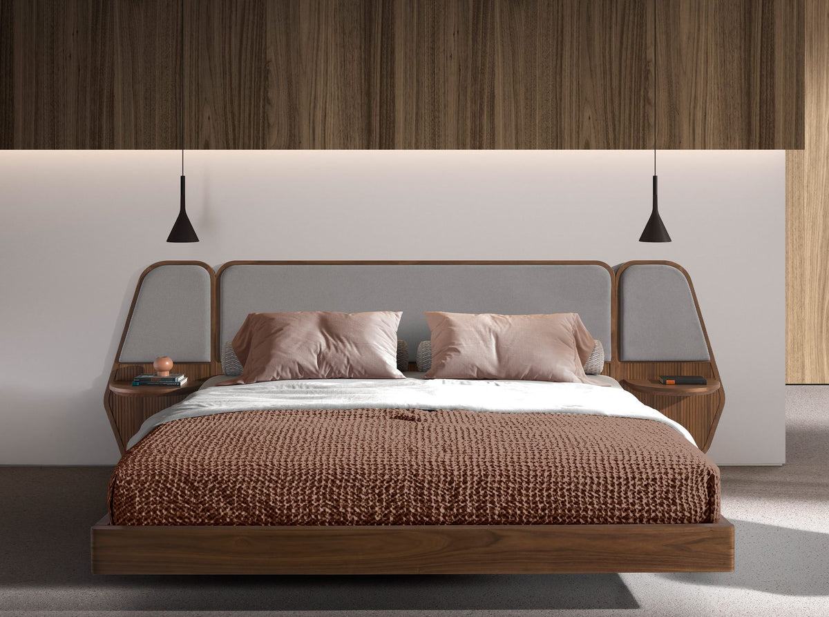 Letto in noce e tessuto grigio