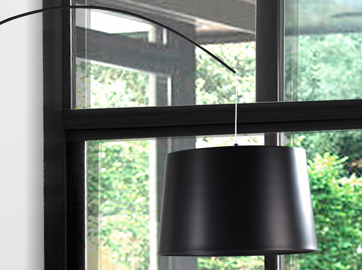Lampada da terra regolabile in acciaio nero