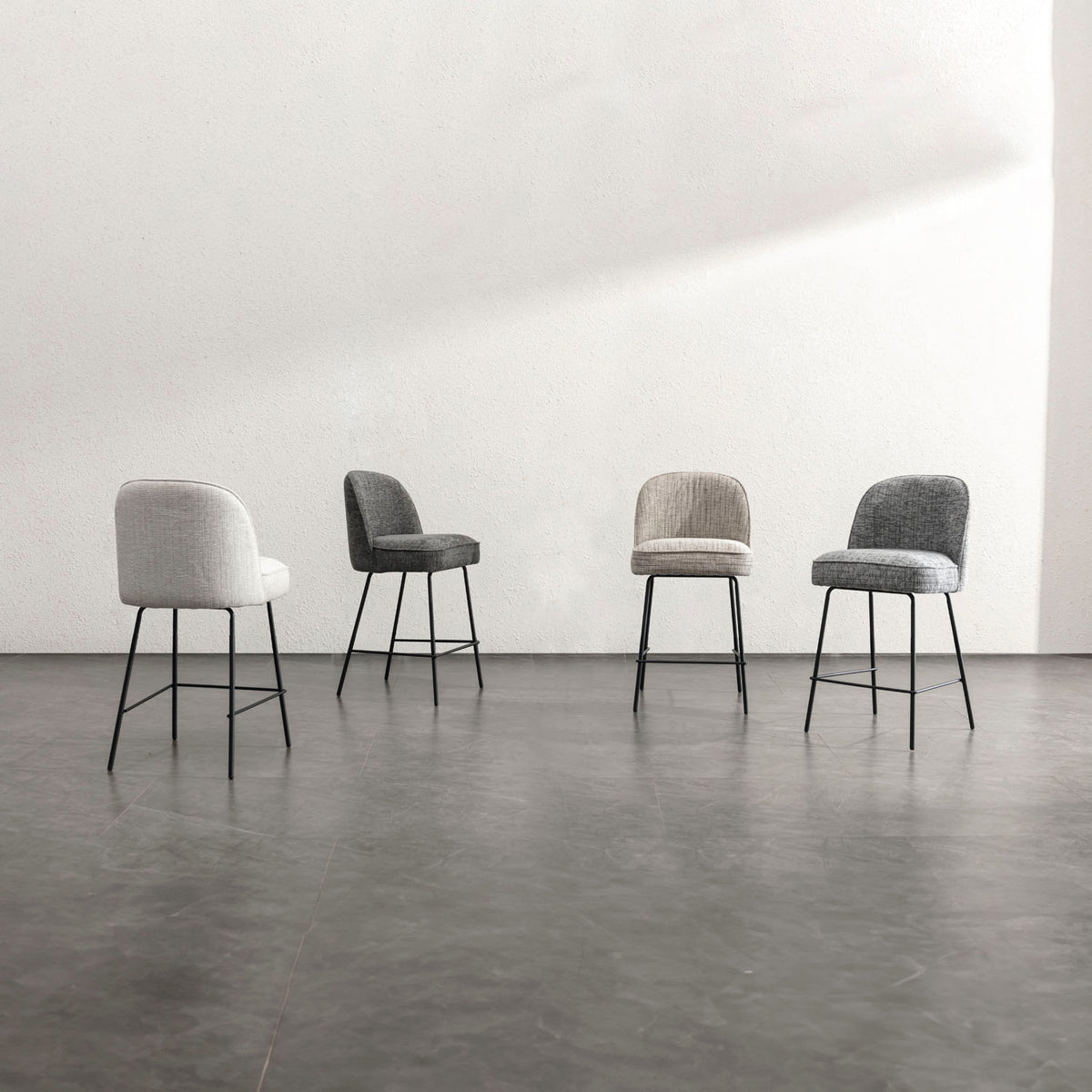 Sgabello nelson beige