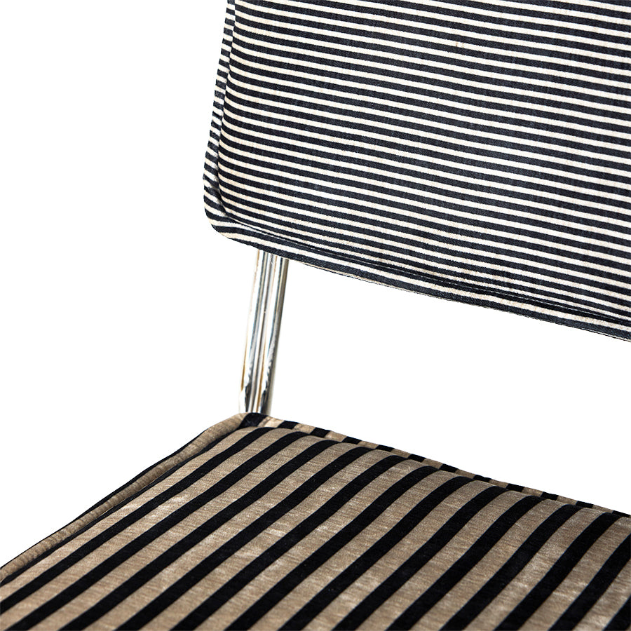 Sedia Endless a righe, bianco e nero