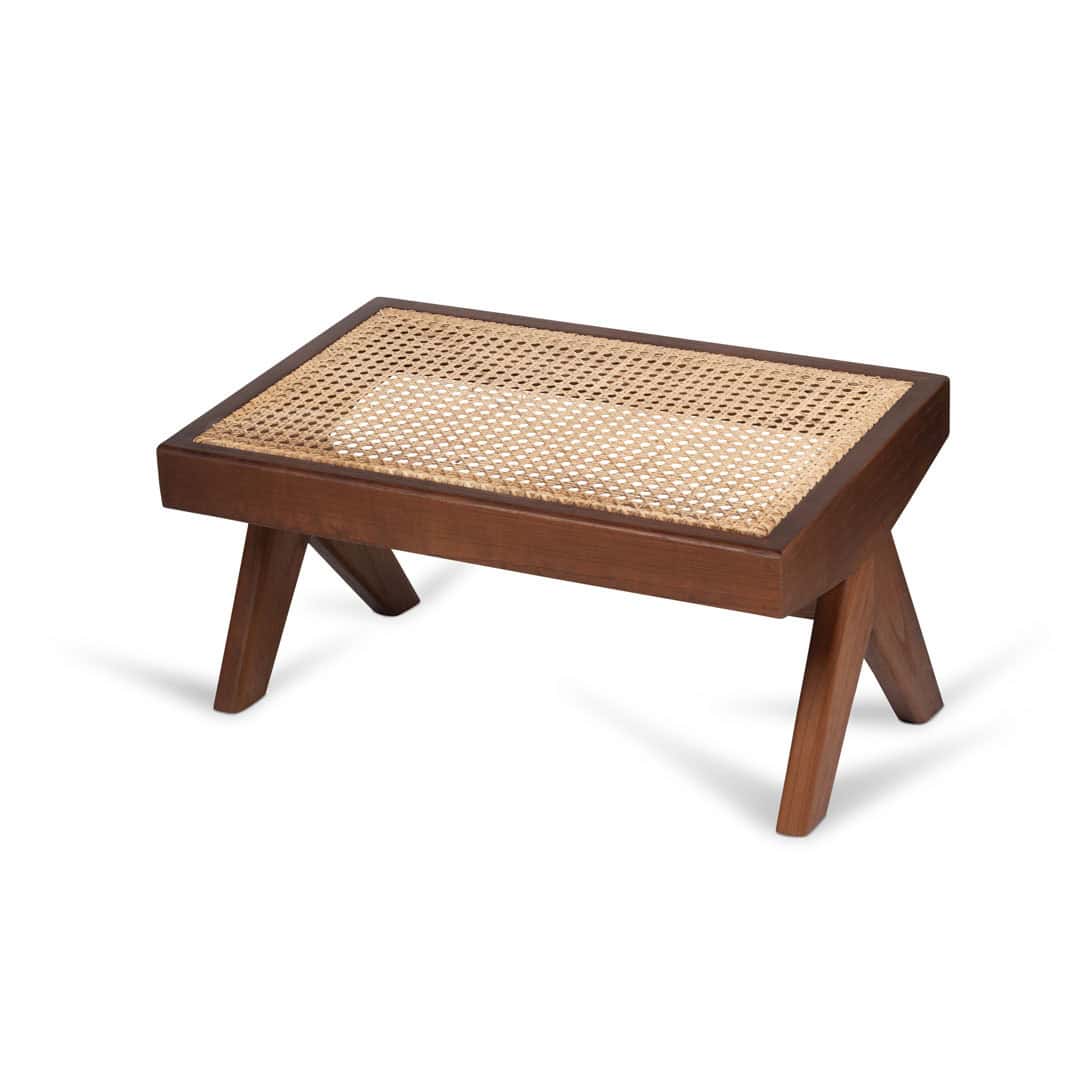 FootStool-Kangaroo-darkenedteak-hoek