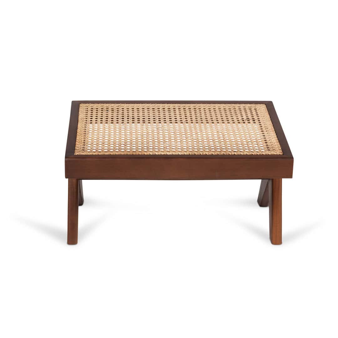 FootStool-Kangaroo-darkenedteak-voorkant