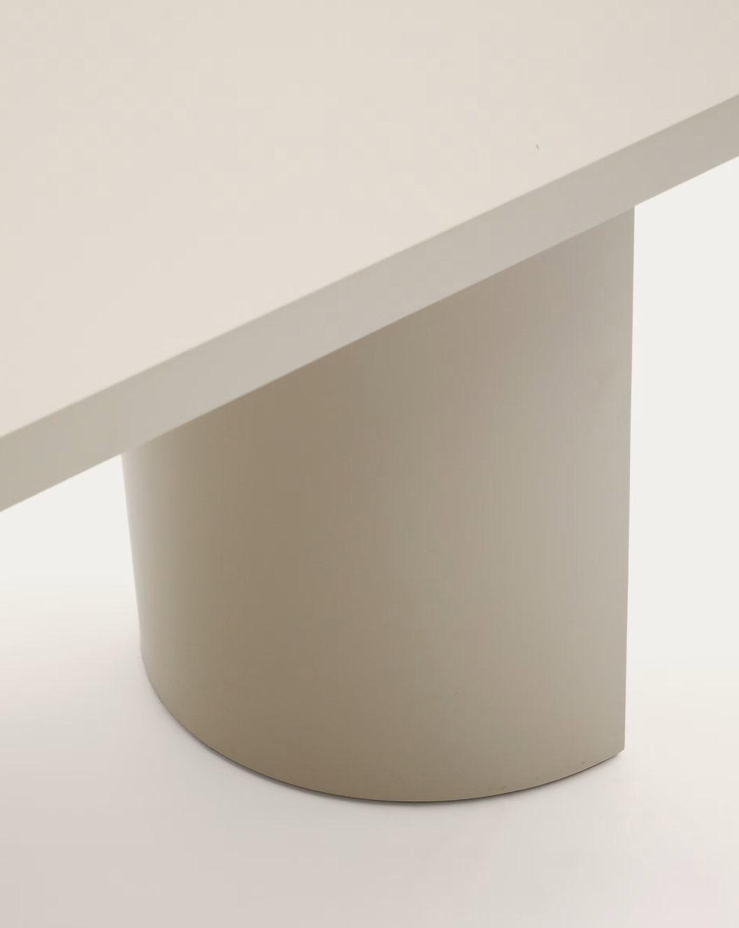 Tavolo Nealy MDF laccato con finitura écru 240 x 100 cm