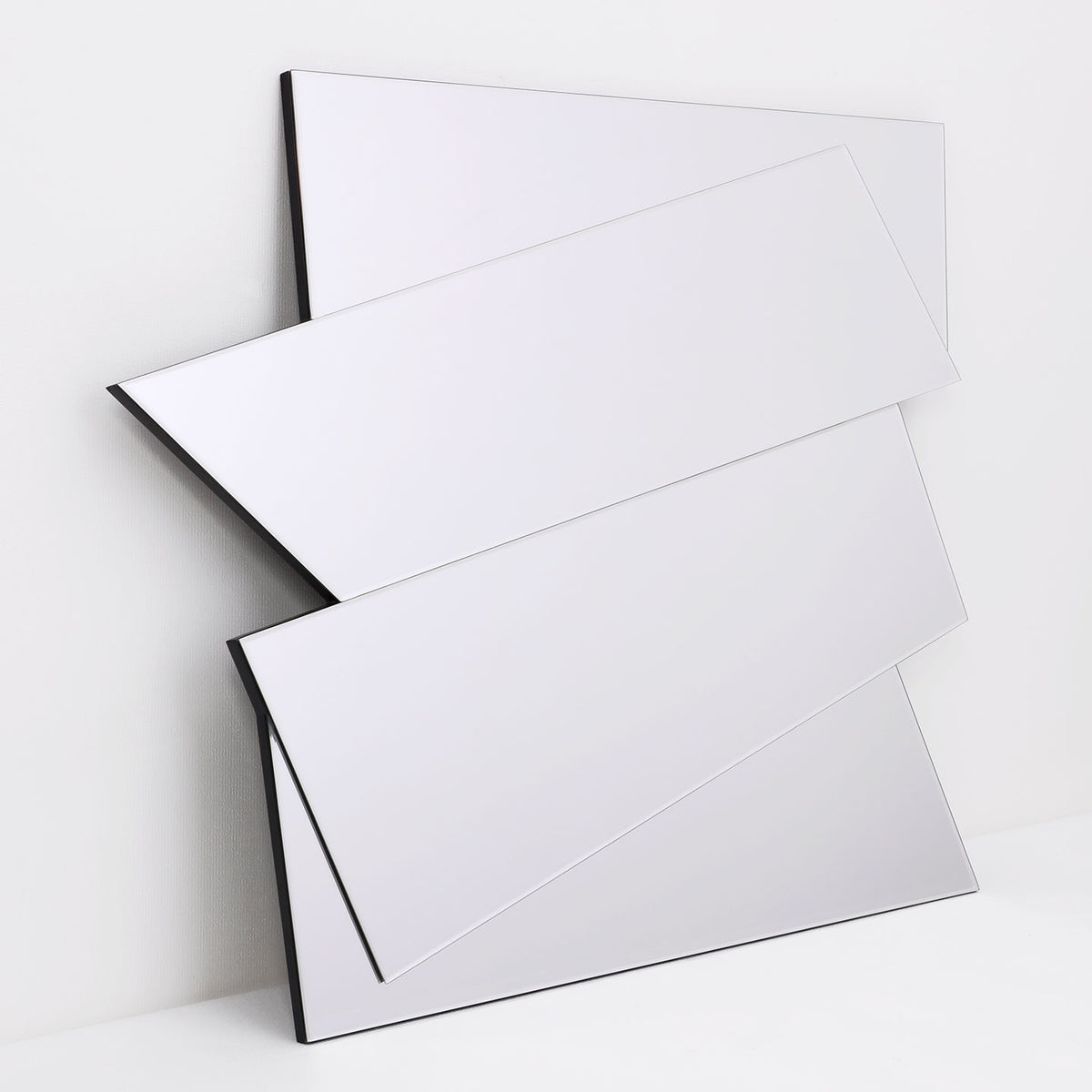 MR0023_laterale_1440x1440
