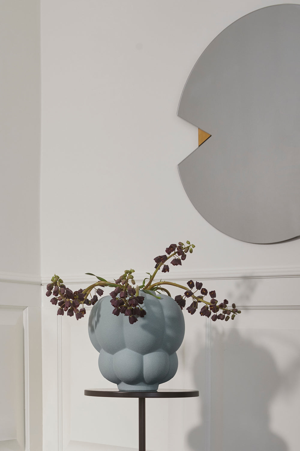 Vaso da ceramica UVA - Menta pallida - AYTM - Ø26xA28 CM