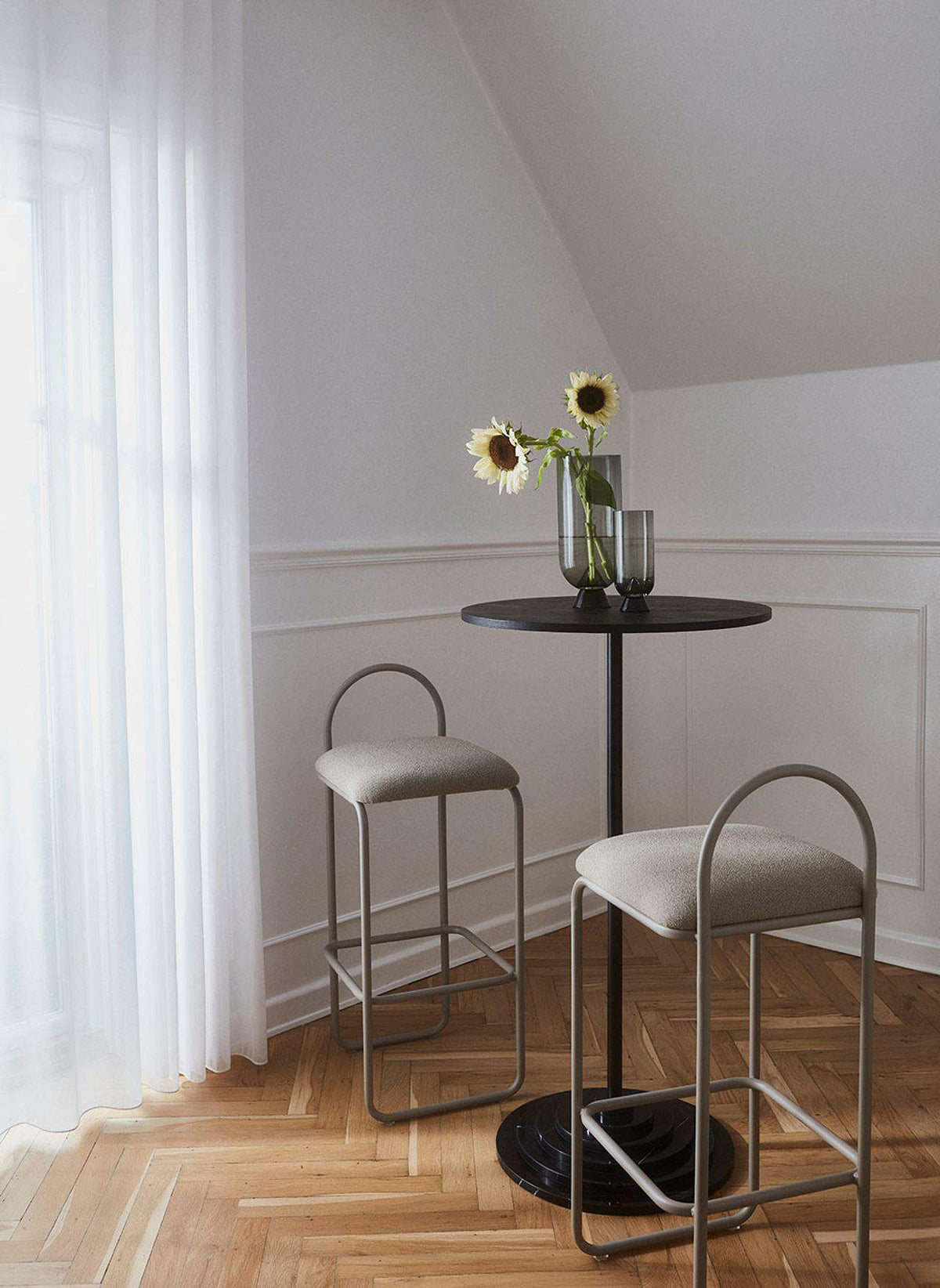 aytm-barstol-angui-bar-chair-low-taupe-boucle-0072-5374056