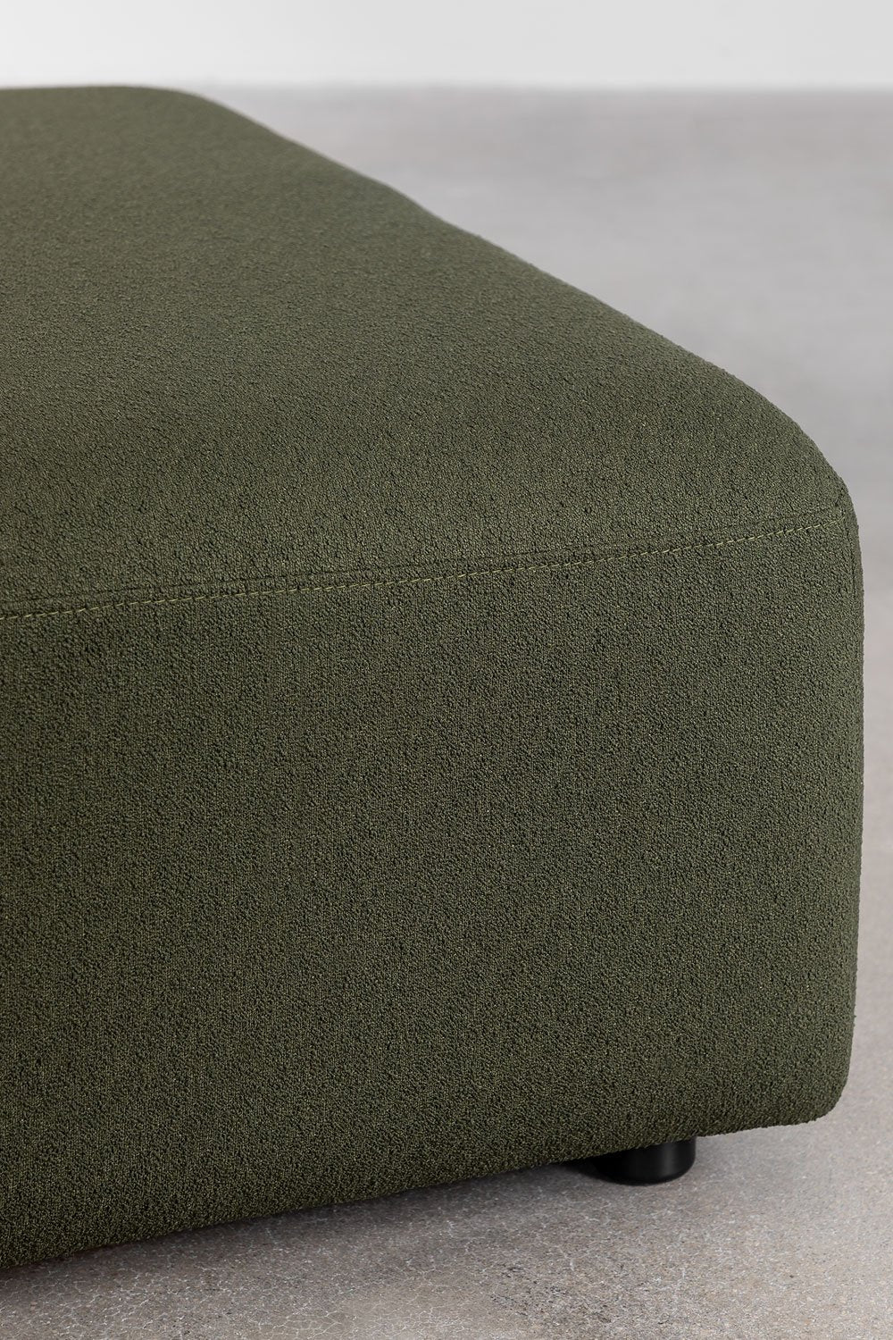 Fogler - Divano componibile angolare in 2 pezzi con chaise longue destra e pouf