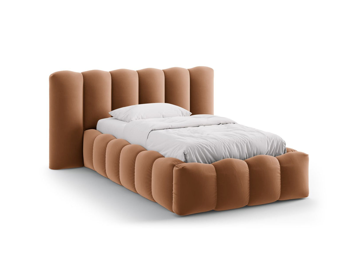Letto con Contenitore e Testata in Velluto, "Lupine", 226x174x95 - Miele