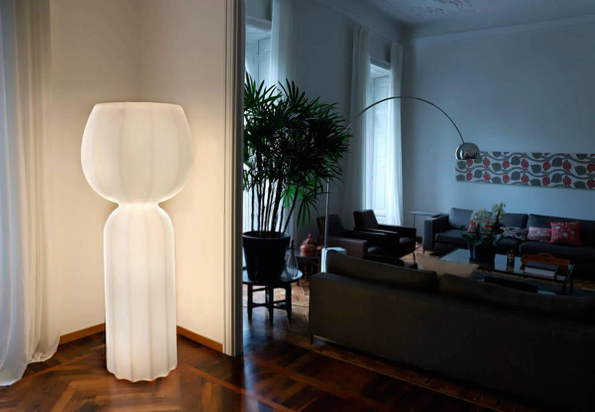floor-lamp-cucun-2.jpg