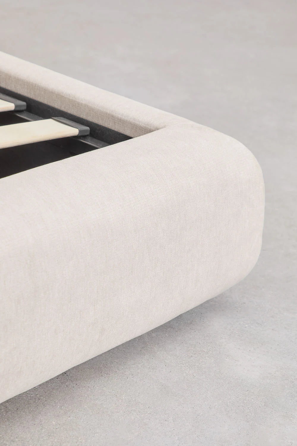 Norena - Letto con contenitore imbottito