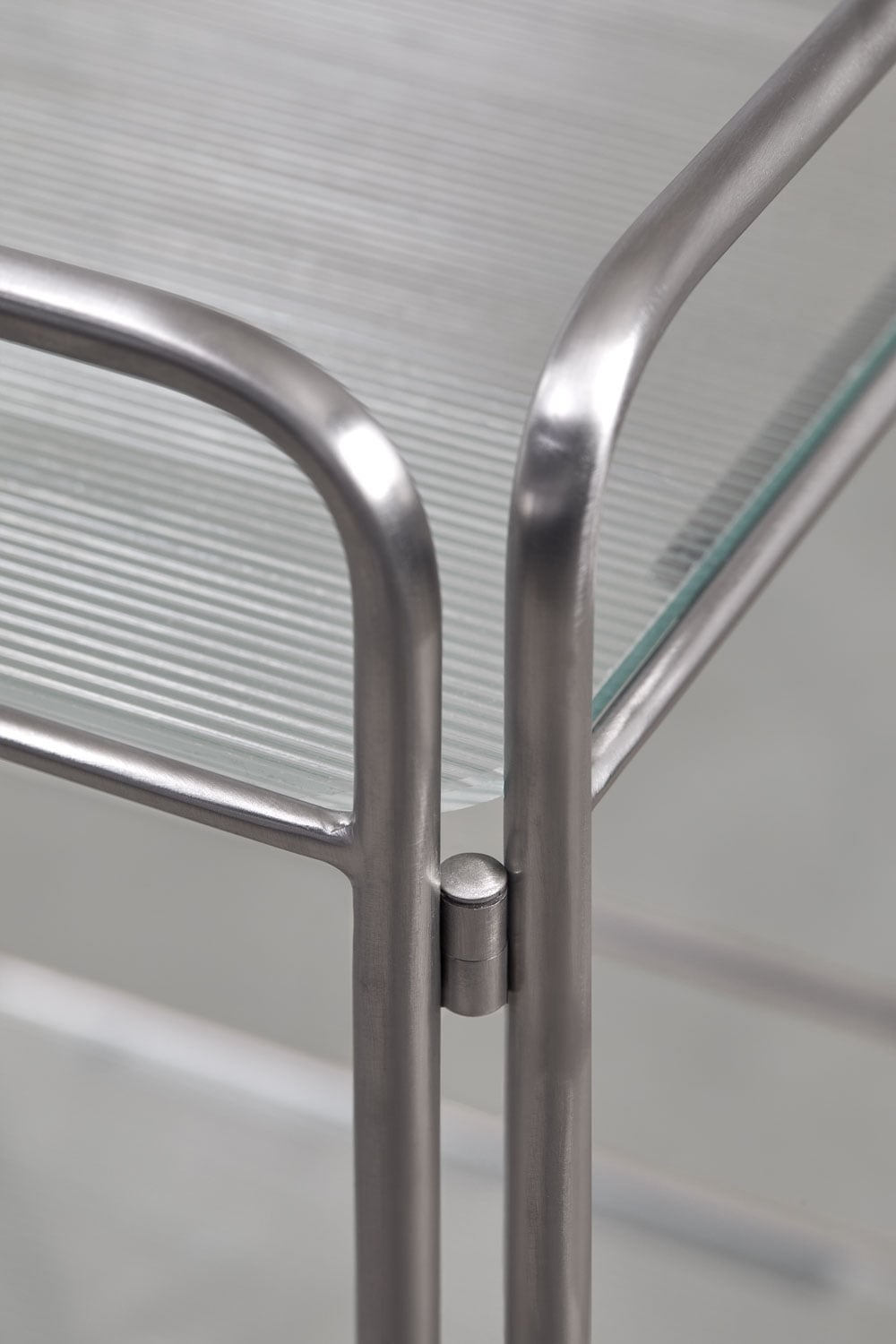 Idunai - Scaffale da bagno 30x80 cm in acciaio inox e vetro