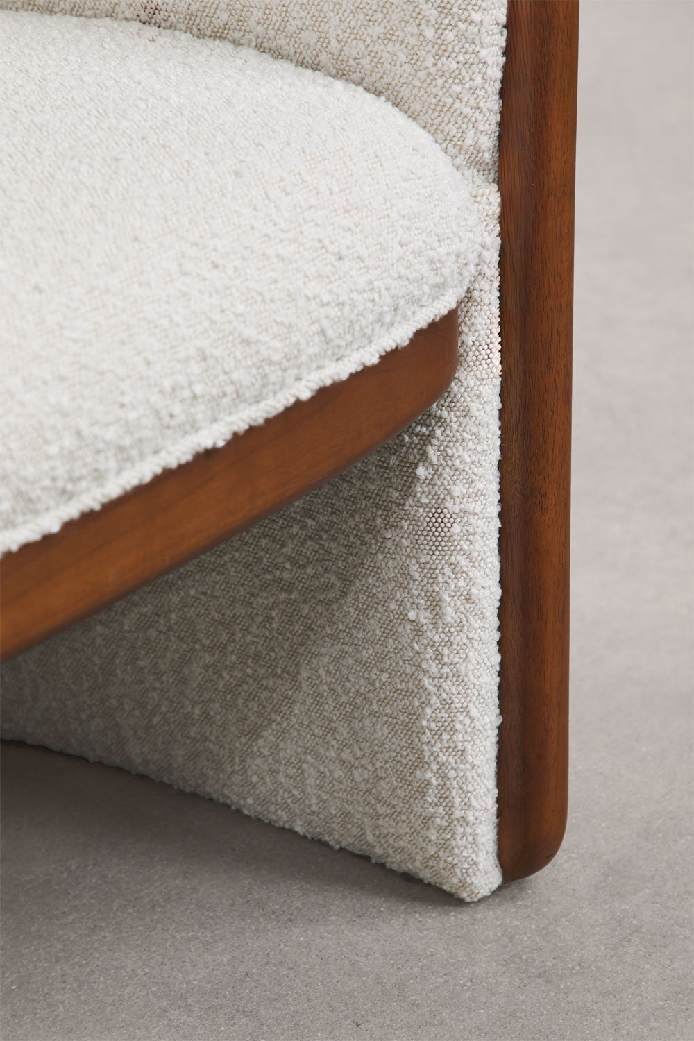 Bekasi - Sedia da pranzo con braccioli in legno e bouclé (Set di 2)