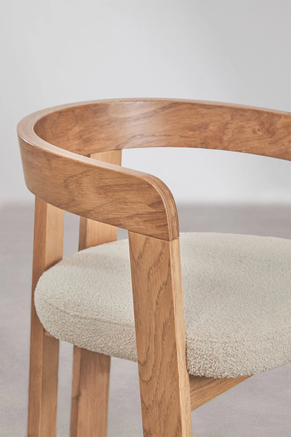 Yvone - Sedia da pranzo con braccioli in legno e rivestita